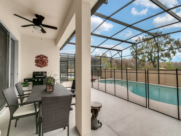 Elegant Villa Near Disney - Perfect Family Getaway